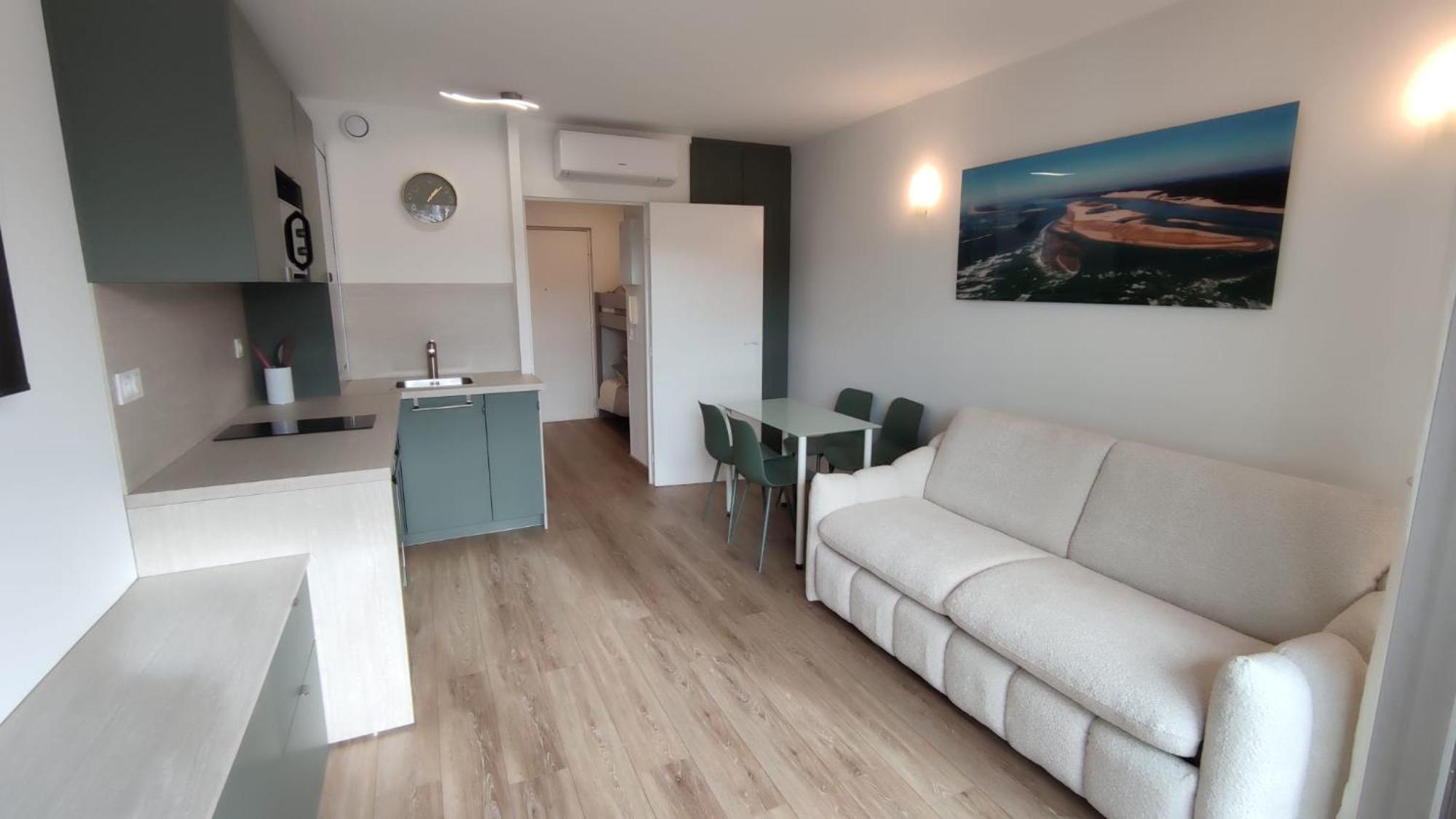 Studio Avec Parking Centre-Ville Face A La Gare Plage & Commerces Arcachon Bagian luar foto