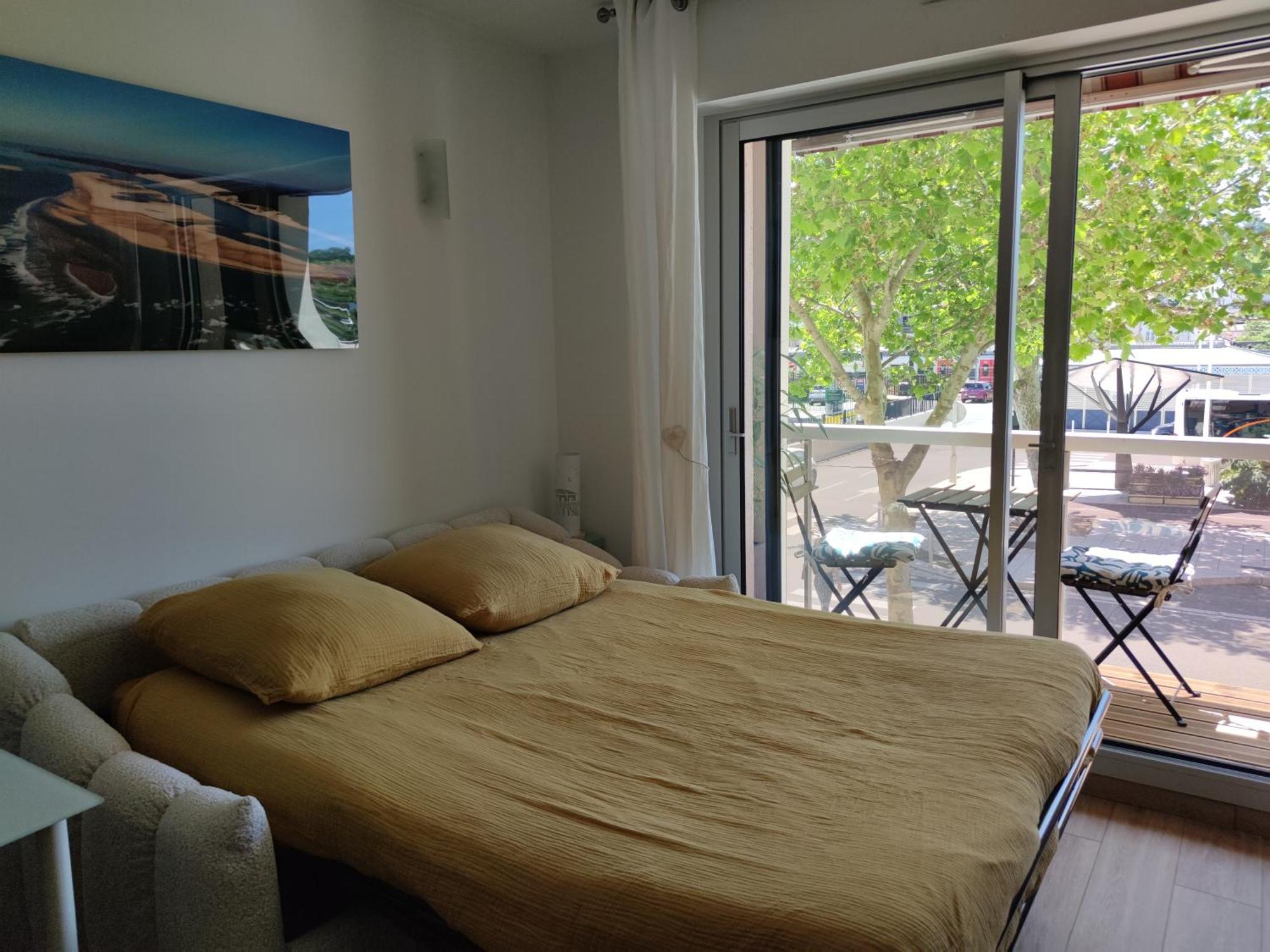 Studio Avec Parking Centre-Ville Face A La Gare Plage & Commerces Arcachon Bagian luar foto